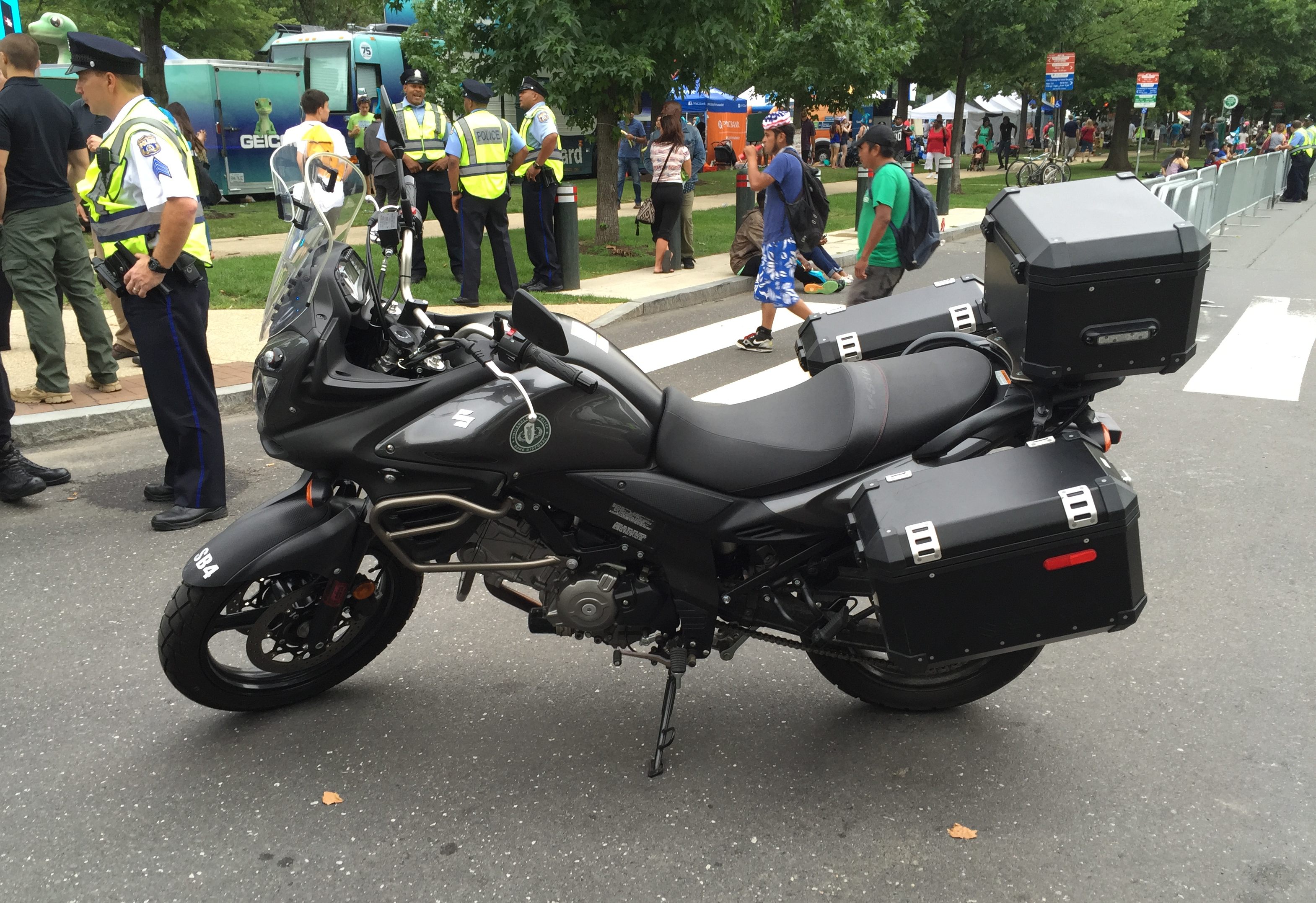 Suzuki police motorcycle hotsell