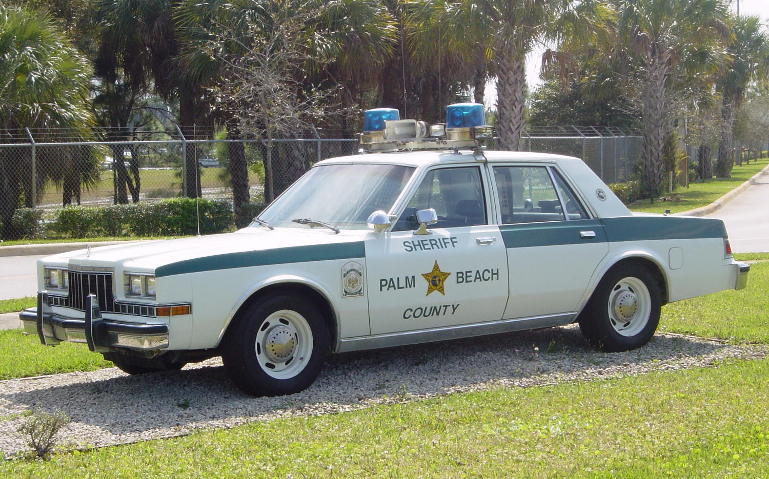 Tonka Sheriff Police car